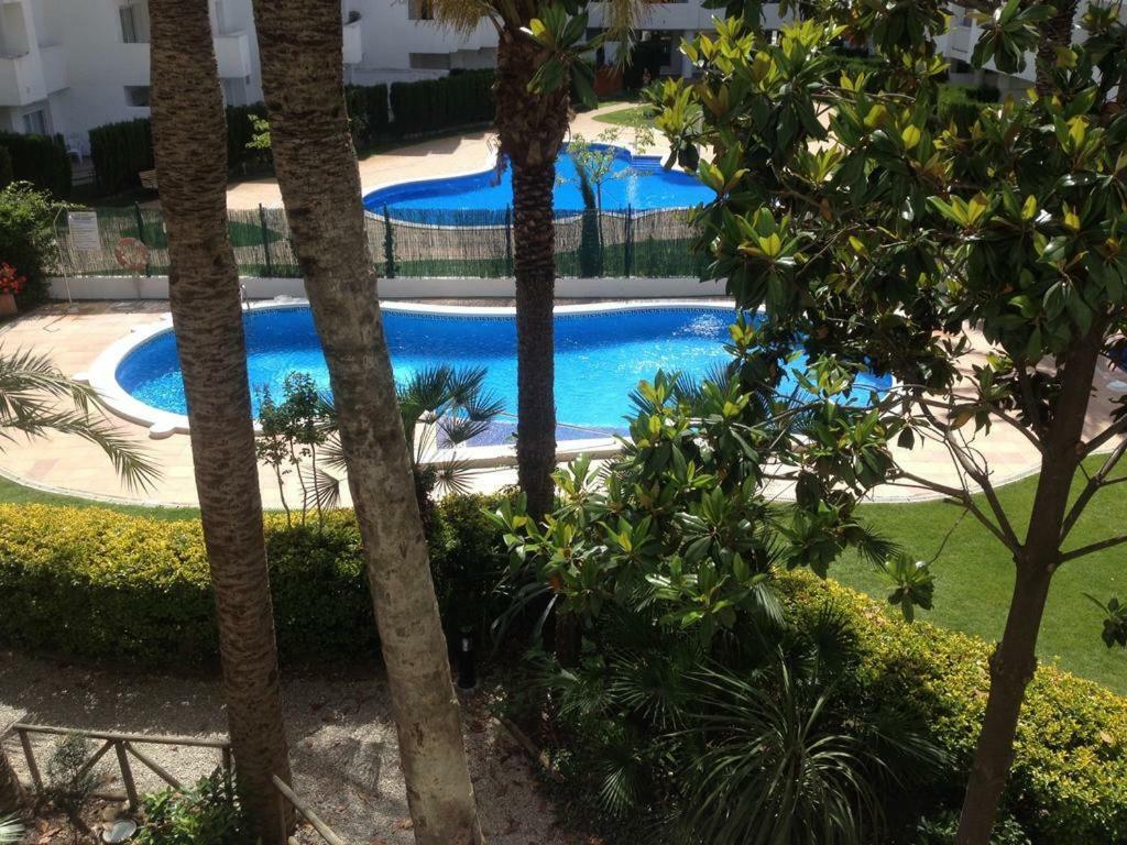 Holidays Royal Marine โรเซส ภายนอก รูปภาพ